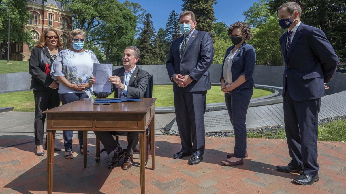 New Law, Signed At UVA, Focuses On Reparations For Descendants Of ...