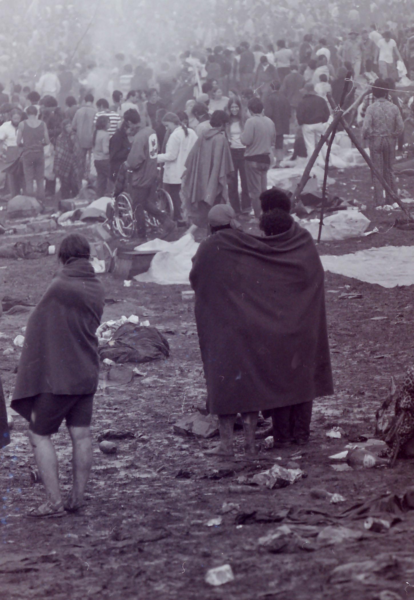 Black and white image of people at woodstock